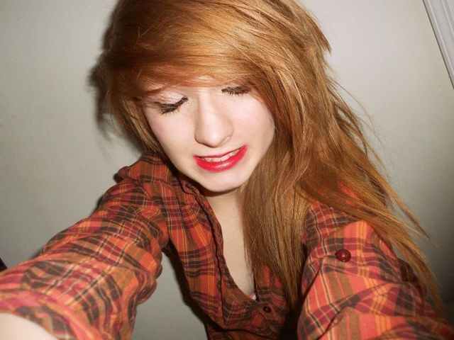 Ahhh. messy hair!