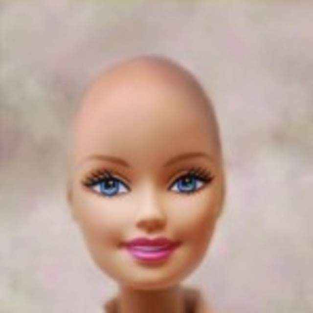 Bald Barbie Bangstyle