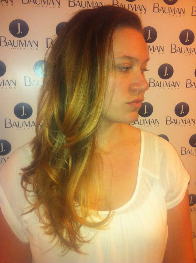 Bb round brush blowdry