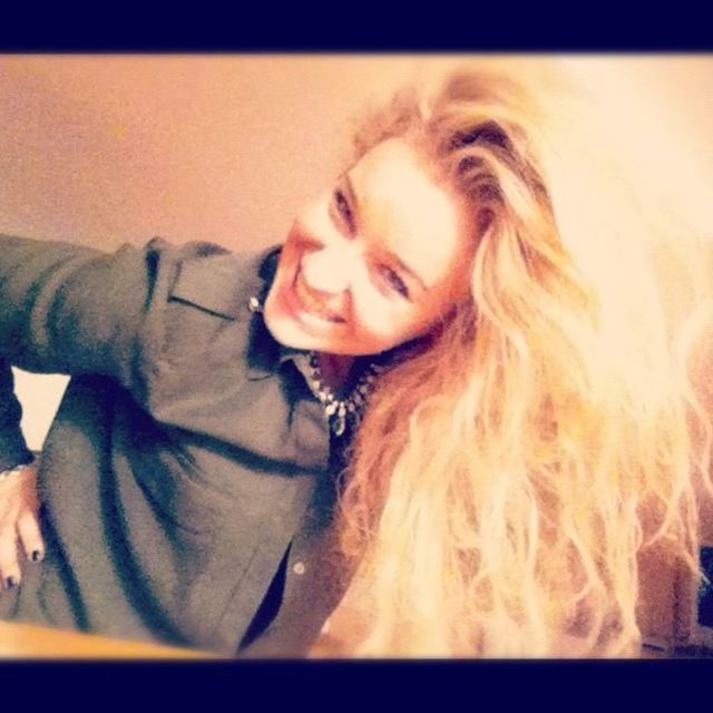 Blond 