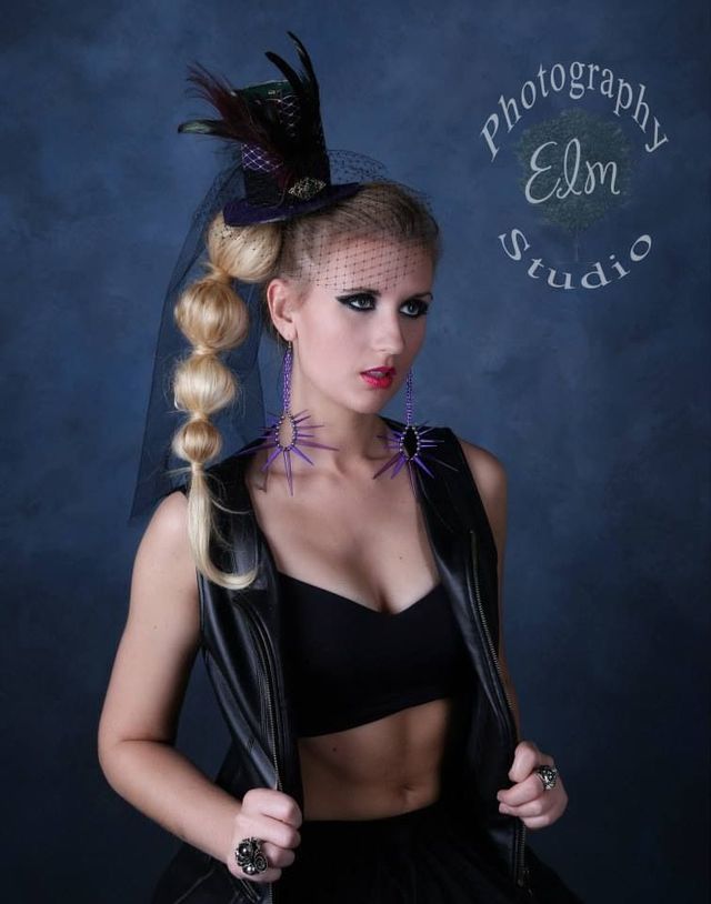 Blonde and Ballsy