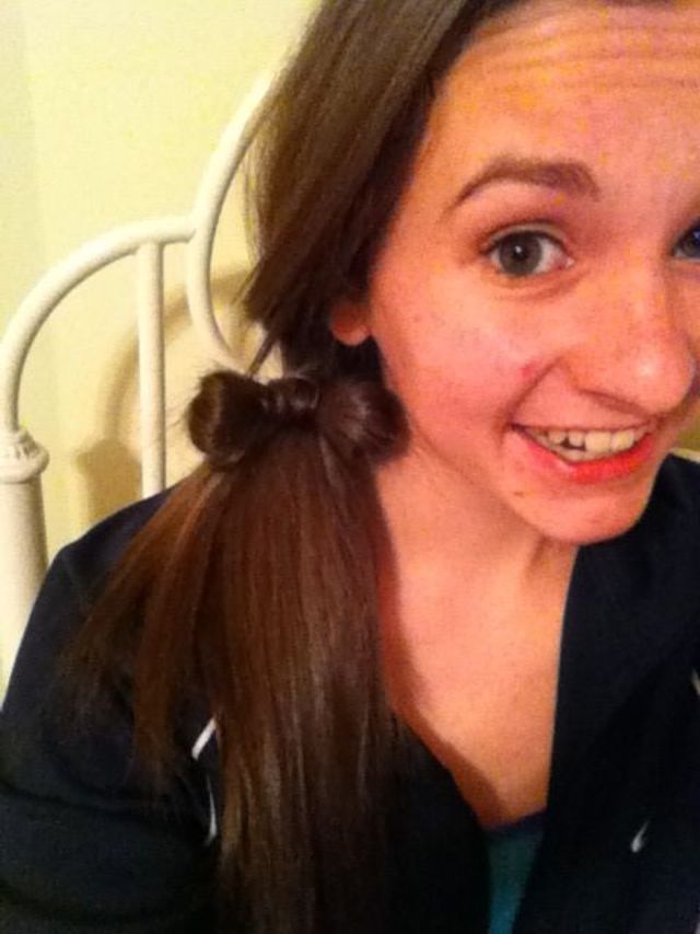Bow Side Ponytail 