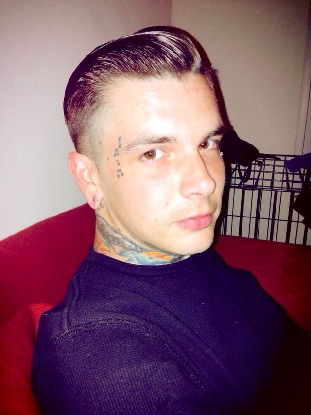 Classic mens cut, tight fade with a retro look