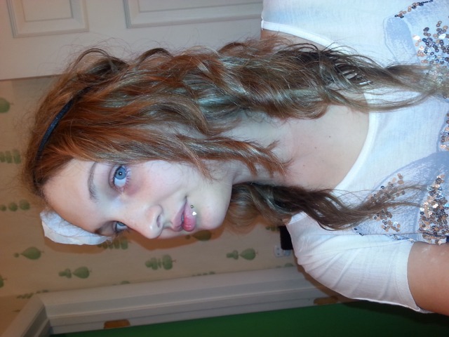 Curls with handband.