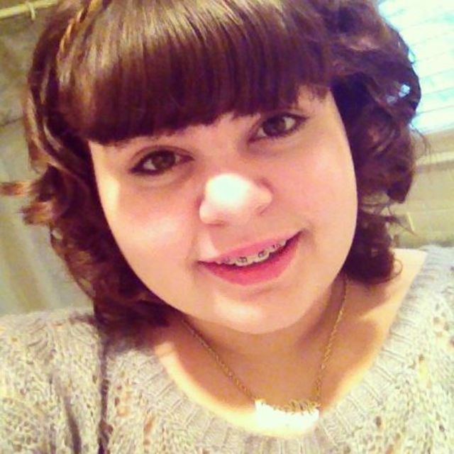 Curly hairl