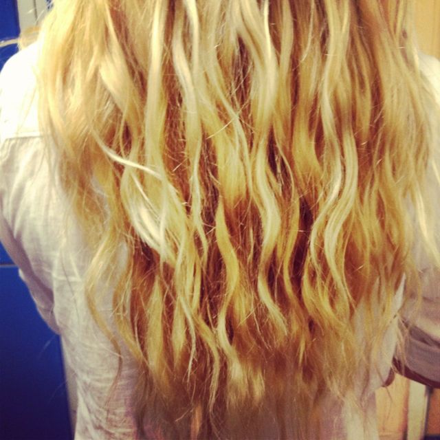 Curly schoolhair