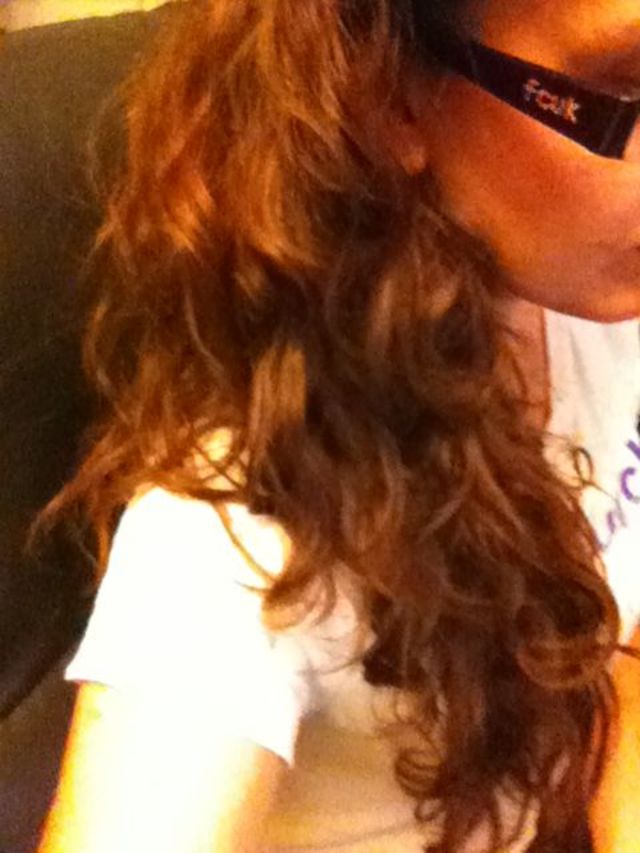 Curly/Brunette