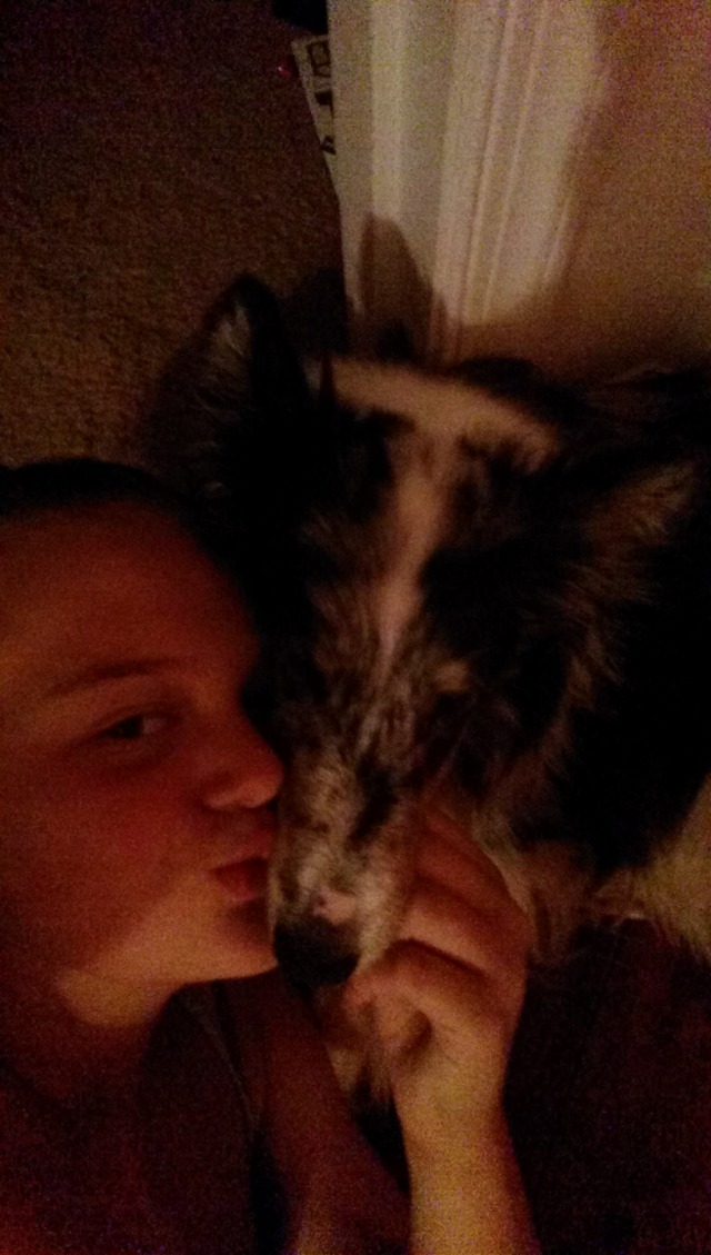 Dallas loves Luna