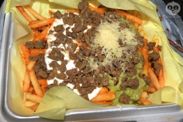 Droolius-Albertacos-Carne-Asada-Fries-1L-590x393