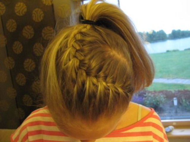 French braid in pnytail