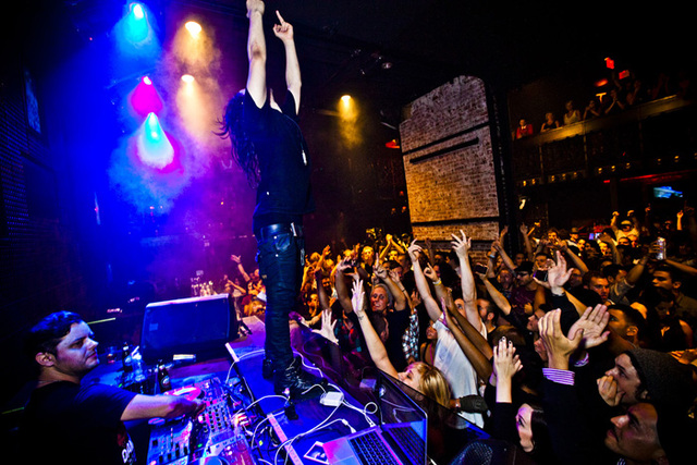 Frida-Gold-Skrillex-Remix