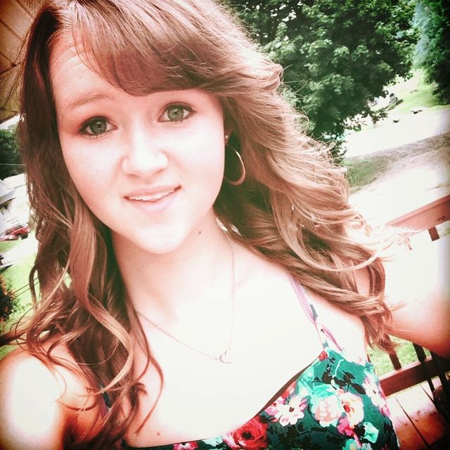 I love my hair curled<3