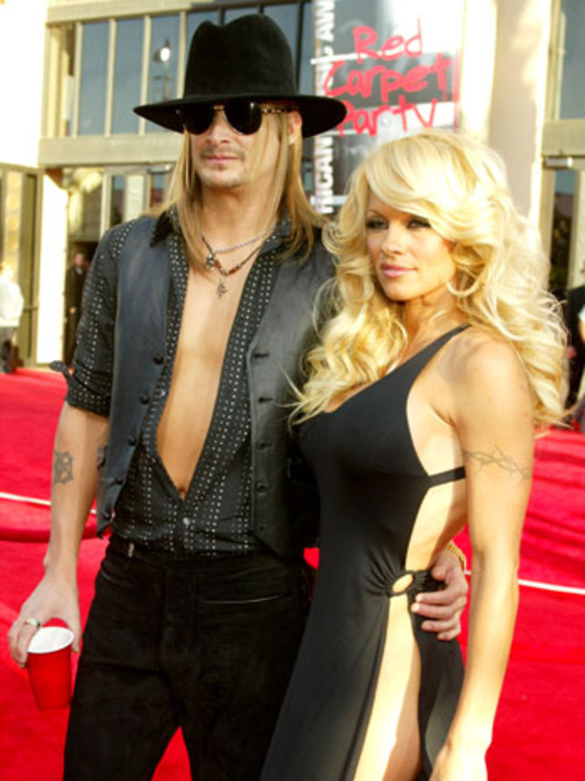 31st Annual American Music Awards - Arrivals