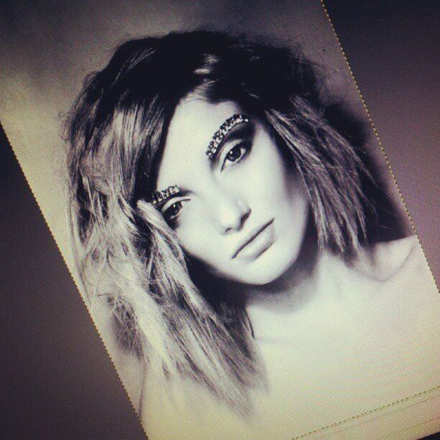 Model:Dolly 