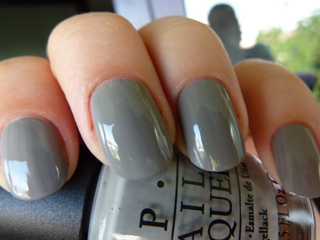 OPI French Quarter For Your Thoughts 5