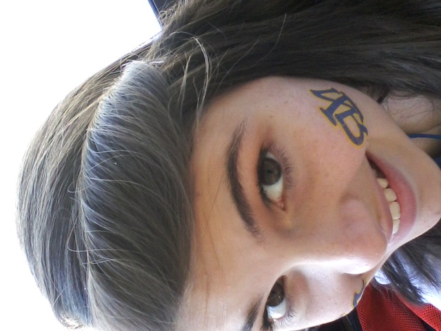Omg rolled bangs!