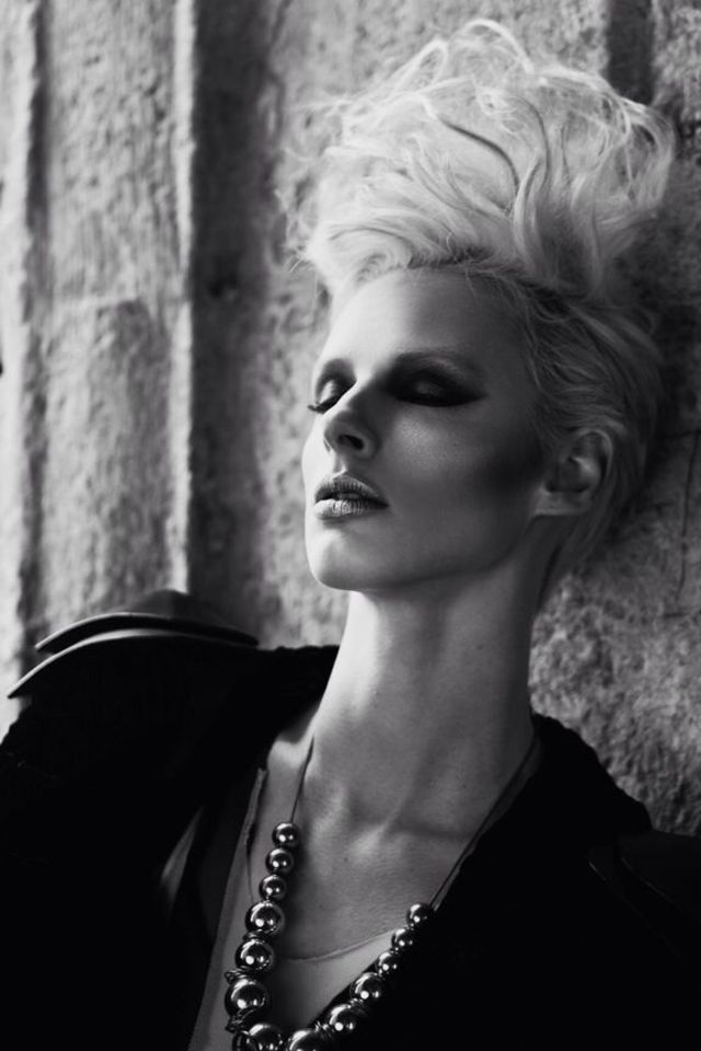 Salleh Sparrow Photography, Victoria Lindsay Coutts, Victoria Thomas