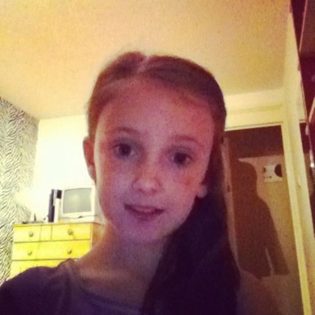 Side Fringe Hair To The Side