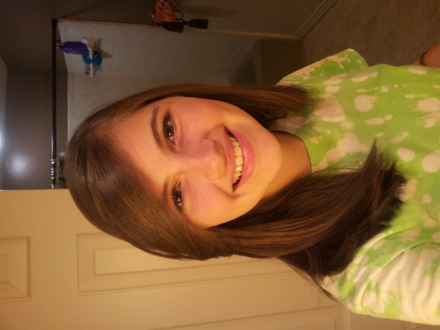 Swooping bangs<3