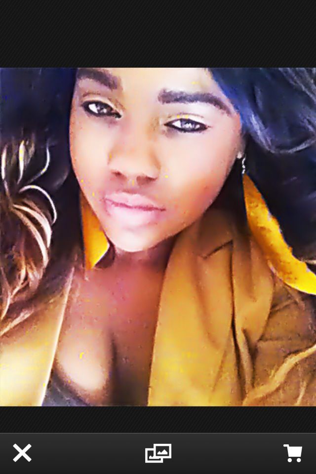 *WAVY BRAZILIAN HAIR WITH A FEW CURLS****