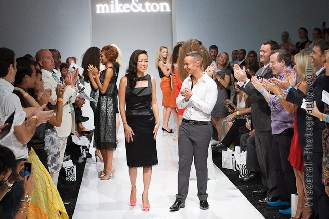 RUNWAY