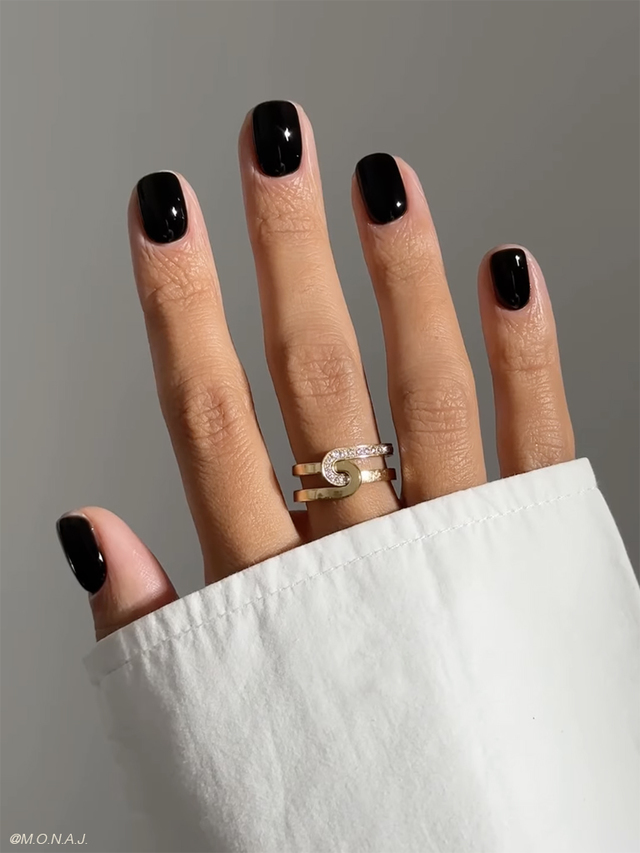 Re sized a0a2dbb406165e2aa3dd black nails