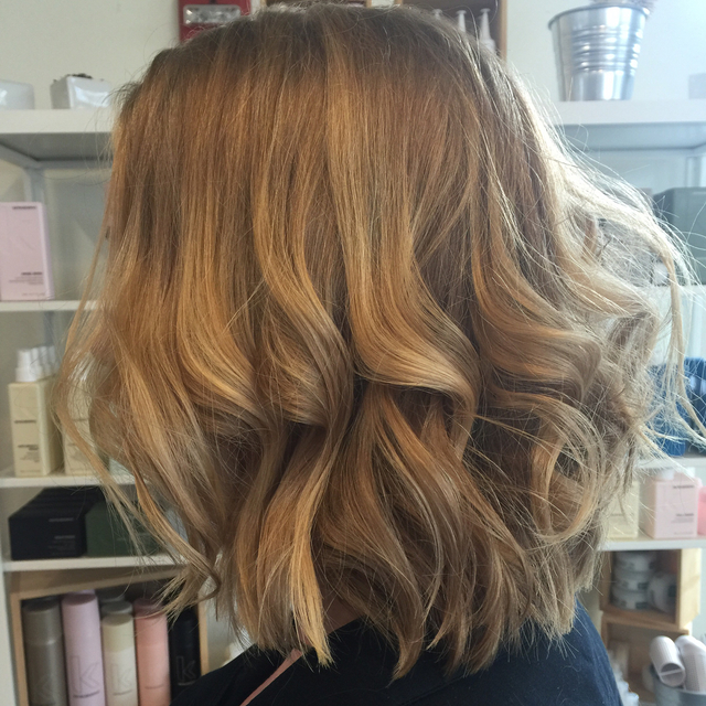 Beige blonde