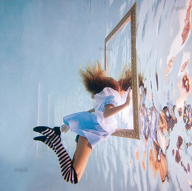 Alice-in-waterland-2
