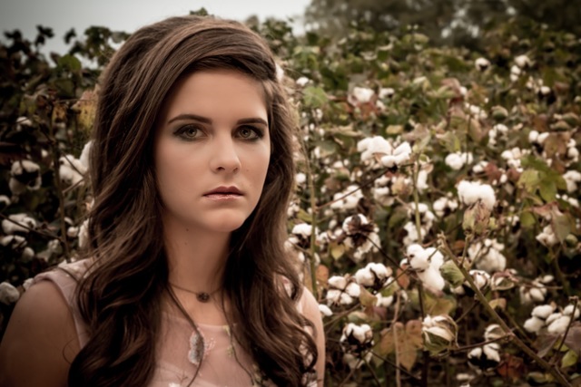 Cotton picking pretty