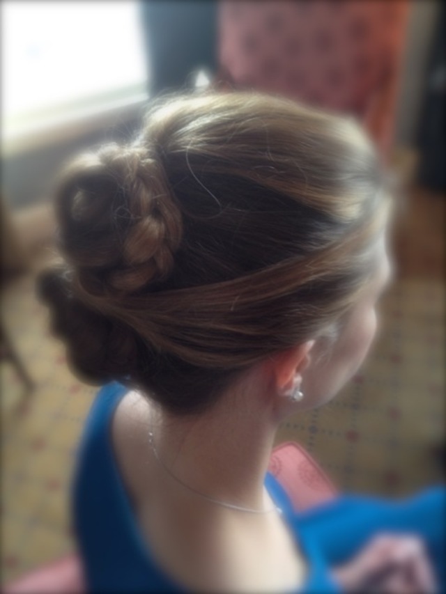 bridesmaid hair