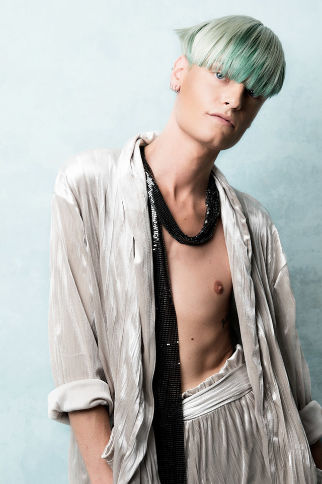 Collection INTROSPECTIVE SS18