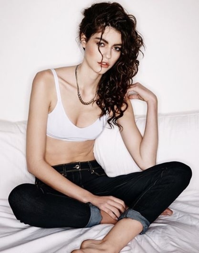 HAIR STYLIST KATE REID, @HAIRFASHIONSTYLER PIC TERENCE CHIN