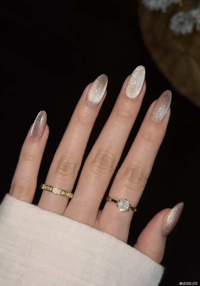 Re sized af592daae145946474b5 velvet