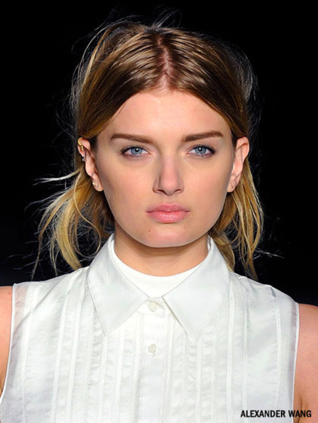 alexander-wang-defined-eyebrows