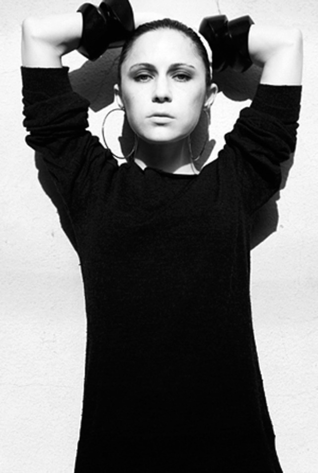androgenous