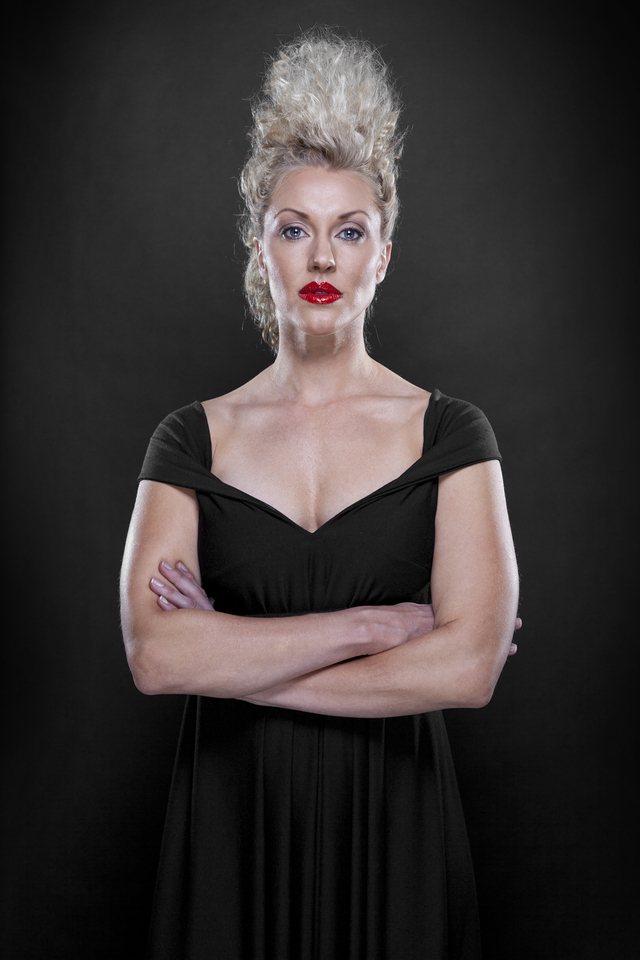 2011 Collection, Round