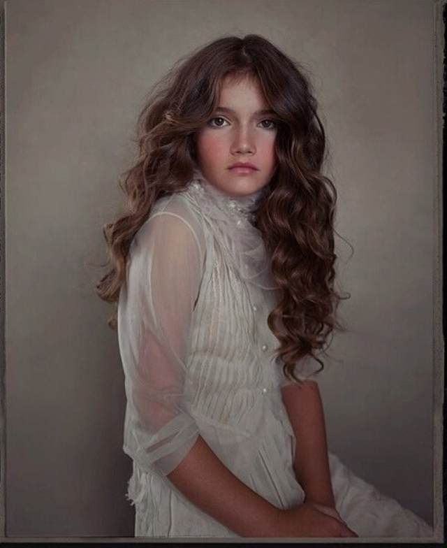 Photographer: Sue Bryce 