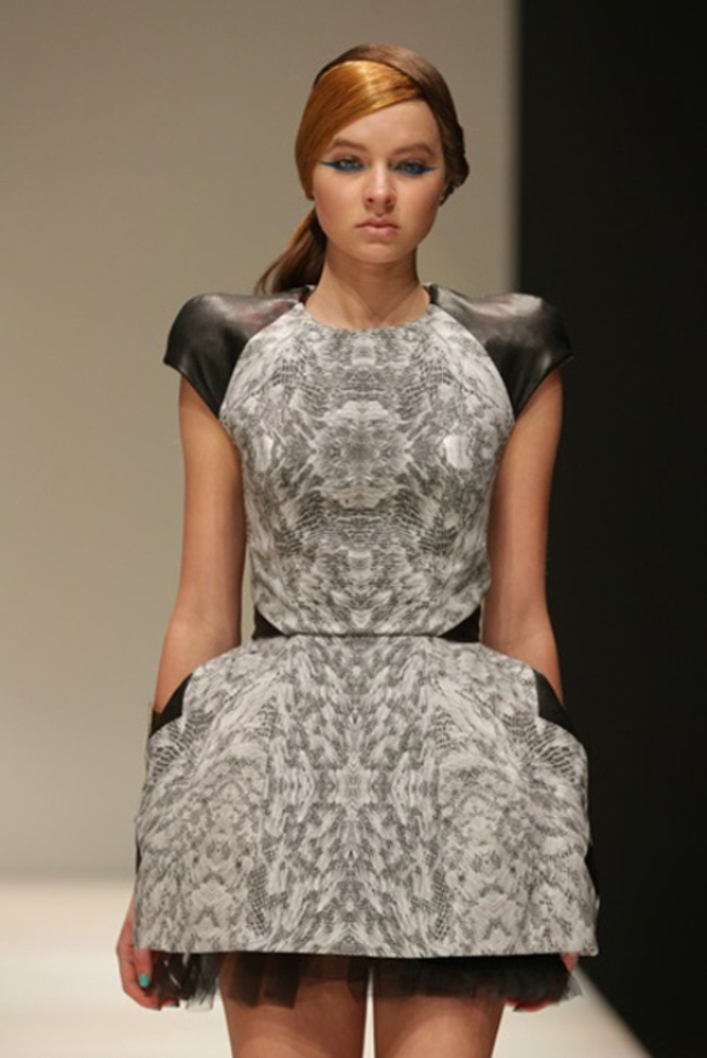 HAIR COLOR KATE REID, SHOW DIRECTOR KEVIN MURPHY, PHOTO LUIS MURPHY