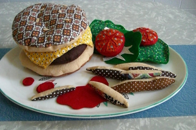 fabric-burger1