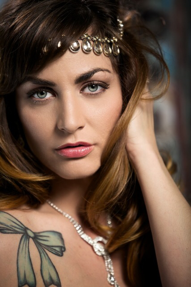 Snow White's Story ~with an alternative ending~ Shooters: Randy Yaple​ from Yaplescape Photography​ Art Director: Martin Kimeldorf​ Model: Natasha Myers​ Makeup: Hair by Jocelyn DeChenne​