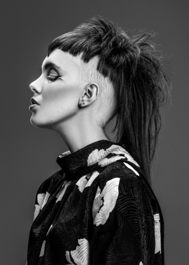 Illuminate
Photographed: Nick Dale
Makeup: Tess Wilks
Stylist: Kylie Andrew
Model: Alice Bellette