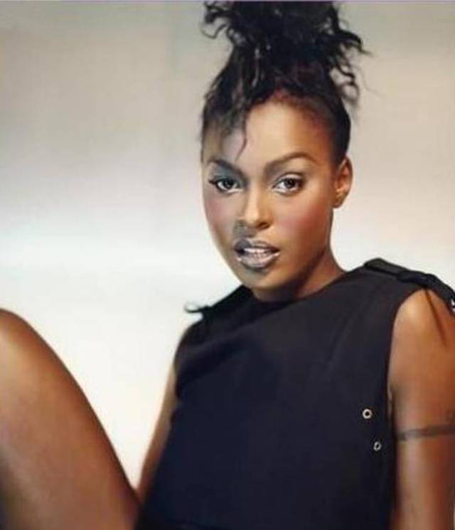 b59d0fef38a0564335a1af056b1e05e9