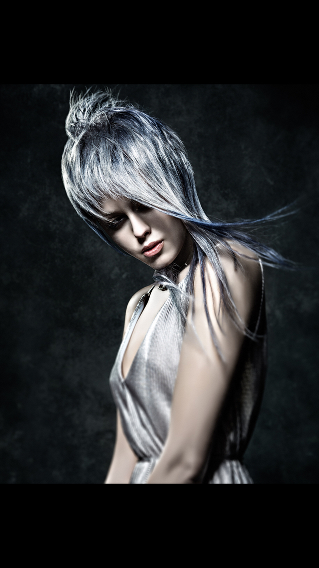 Hair Paul Stafford 
Colour Aidan Bradley 
Make up DJ griffin 
Styling Sara Oneil
Photo
Lee Mitchell for Denman 