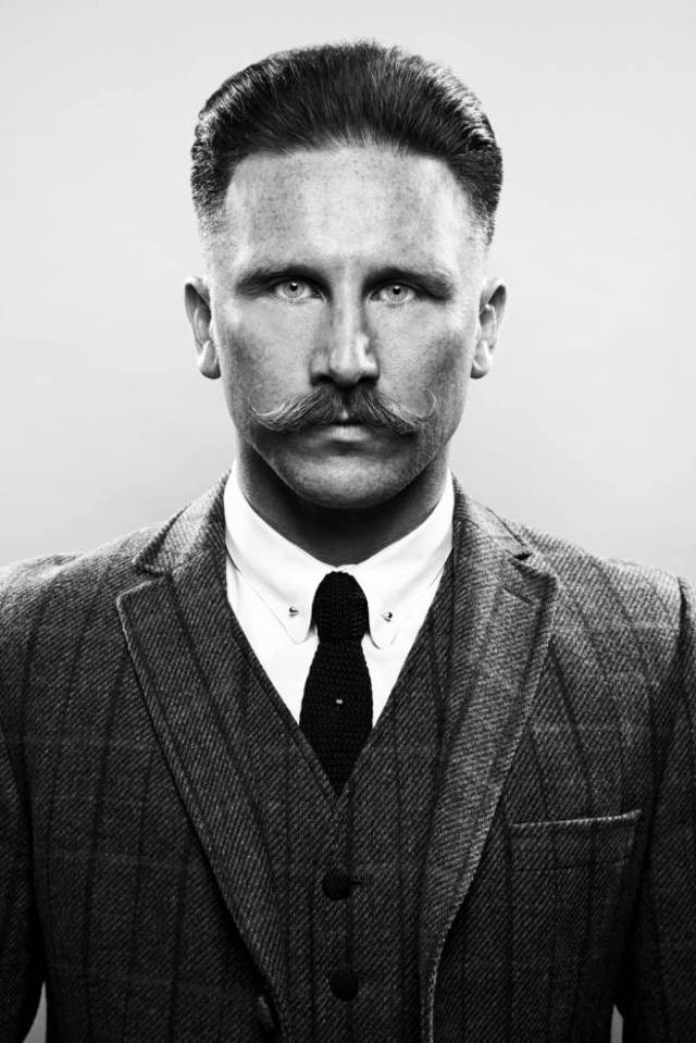 Savills%20barbers_1353090163-621x931