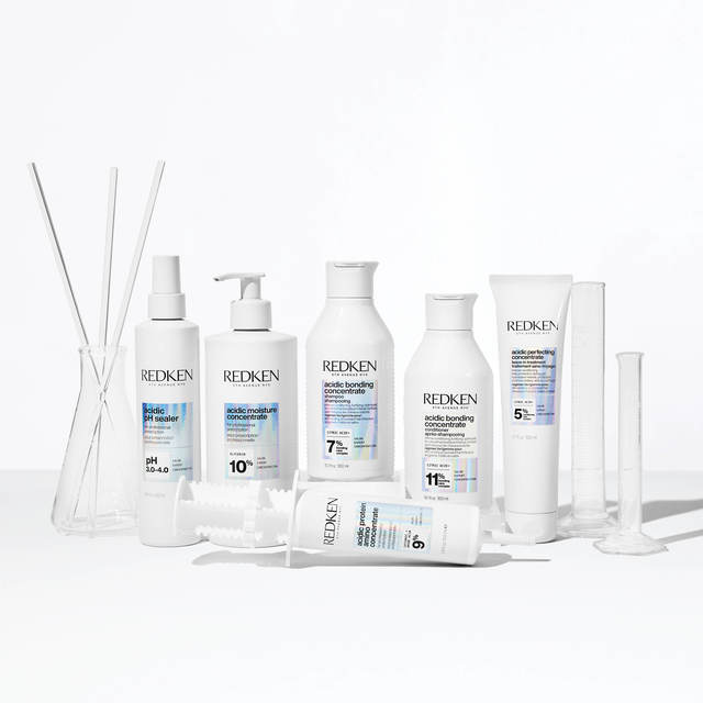 Re sized b898406003260ae3fc2e redken 2020 acidic bonding concentrate social post 10