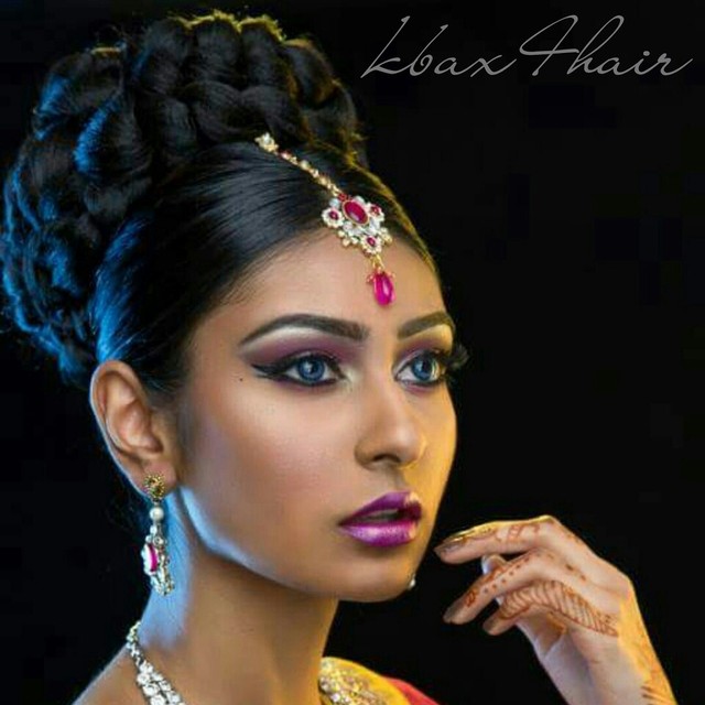 Hairstylist Karen Baxter
