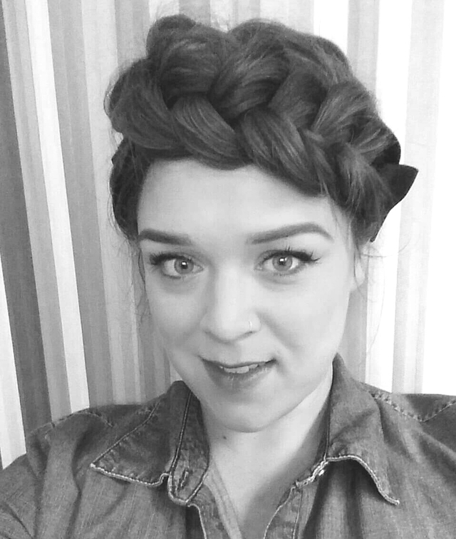 Upside down three strand braid <3