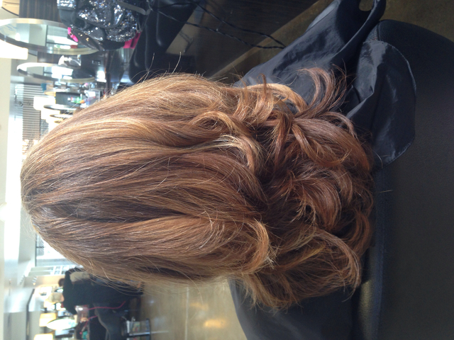 Round brush blow out