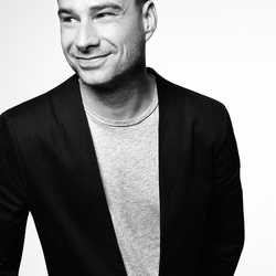 Re sized be0c772dab2afd05af9e neil barton headshot small