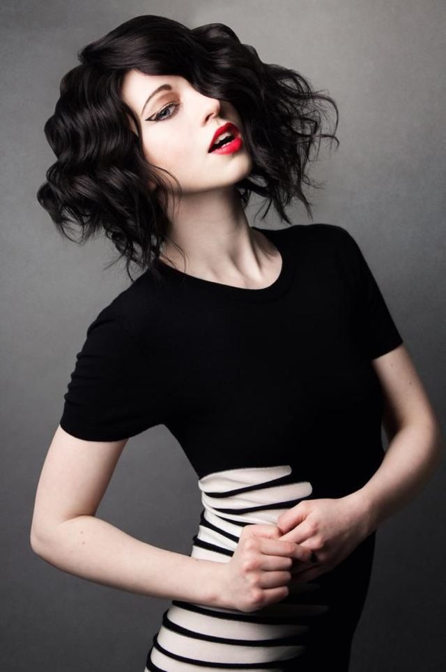 black bob/curly/wavy texture